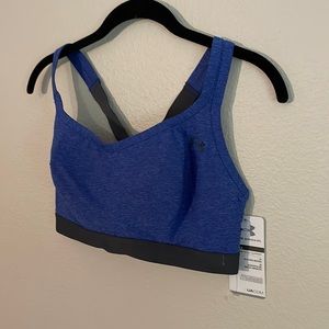 Under Armour 36D sports bra